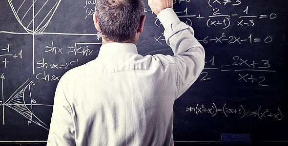 Conceito-chave de matemática financeira para negócios e finanças